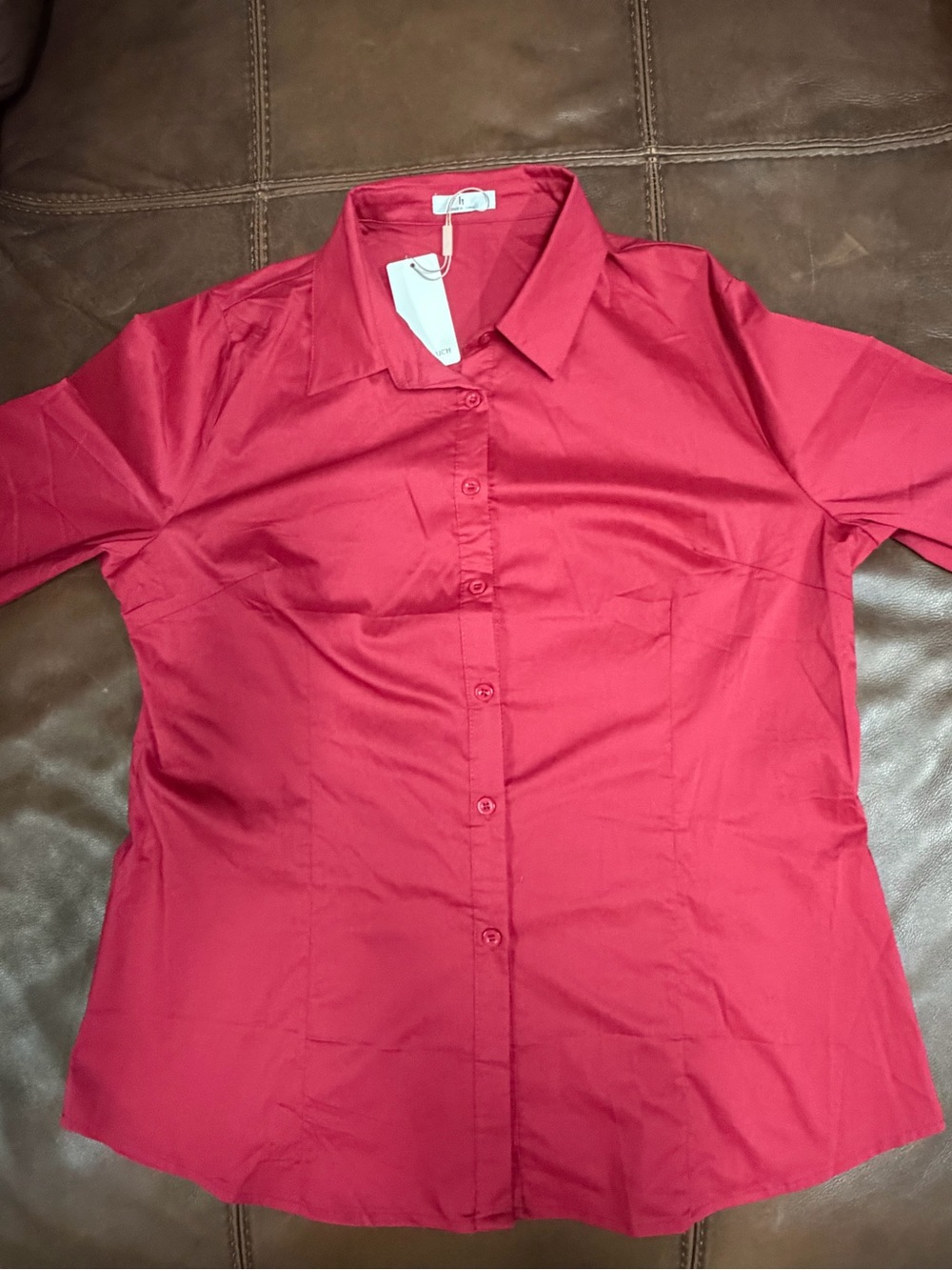 Hotouch NWT Women’s maroon Button-Down Shirt 3/4 sleeve, crisp, measured #231